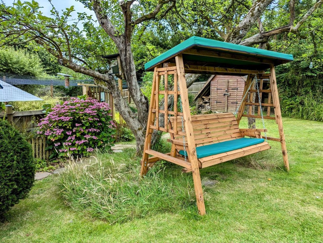 'Monktonmead Lodge' In Secluded Setting, With Private Indoor Pool. Ryde  Exterior foto